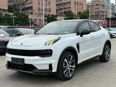 Lynk & Co 05