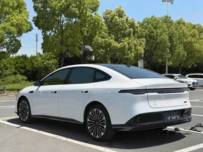 Nissan N7