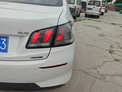 Peugeot 408