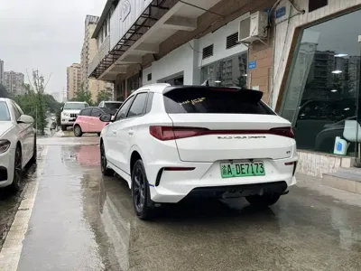 BYD e2