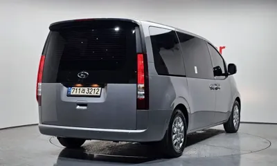Hyundai Staria
