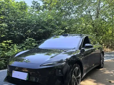 Nio ET5T