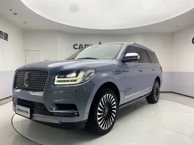 Lincoln Navigator
