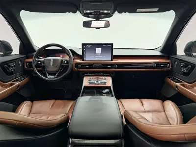 Lincoln Aviator