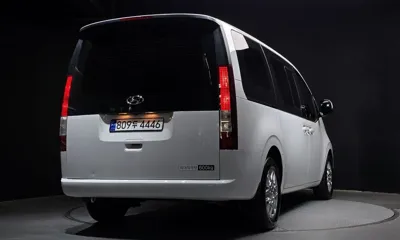 Hyundai Staria
