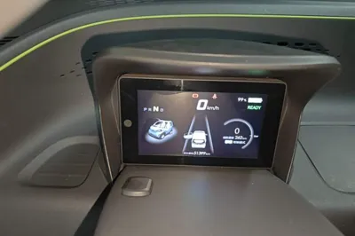 Baojun E100