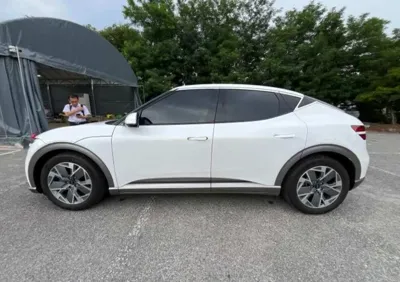 Genesis GV60