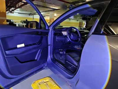 Lynk & Co 06