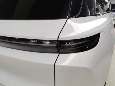Li Auto L6