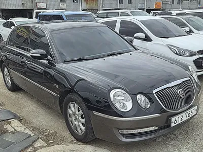 Kia Opirus