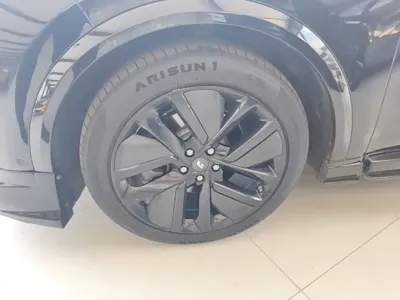 Li Auto Li L9