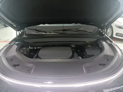 Li Auto Li L8