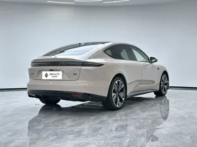 Nio ET5