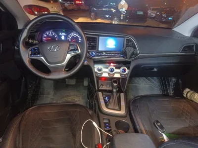Hyundai Elantra (6th Generation