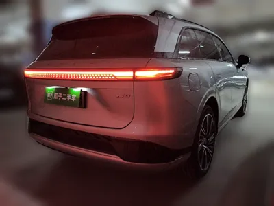 Xpeng G9