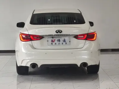 Infiniti Q50L