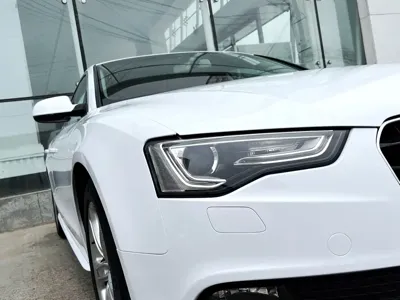 Audi A5 (Import)