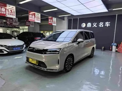 Wuling Xingguang 730 New Energy