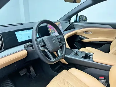 BYD L DM-i