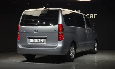 Hyundai Starex