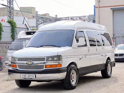 Chevrolet Express Van