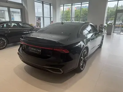 Audi A7L