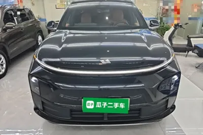 Li Auto L6