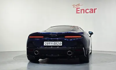 McLaren GT