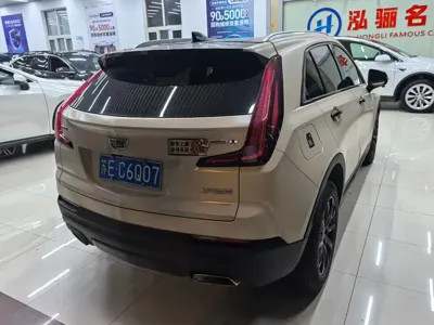 Cadillac XT4