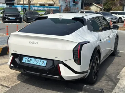 Kia EV4
