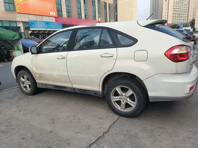 BYD S6