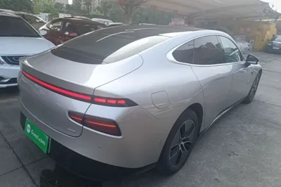 Xpeng P7