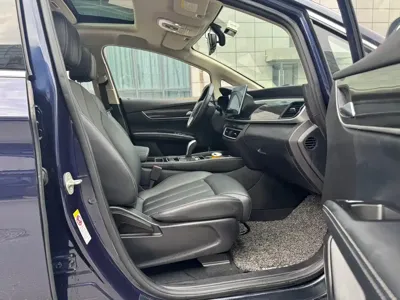 BYD MAX