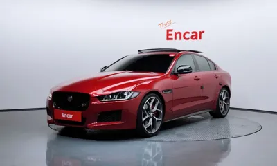 Jaguar XE