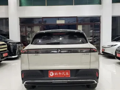 Baojun 宝骏E6