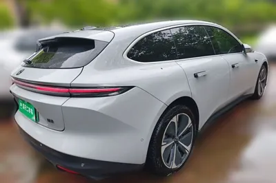 Nio ET5T
