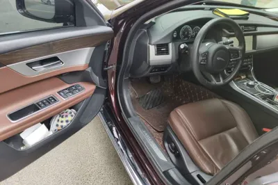 Jaguar XFL