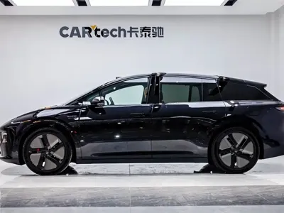 Li Auto 理想i6