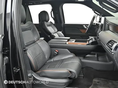 Lincoln Navigator