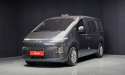 Hyundai Staria