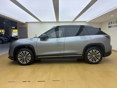 Nio ES7