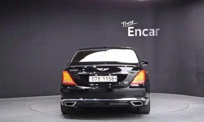 Genesis EQ900