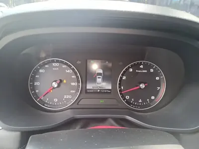 Roewe i5