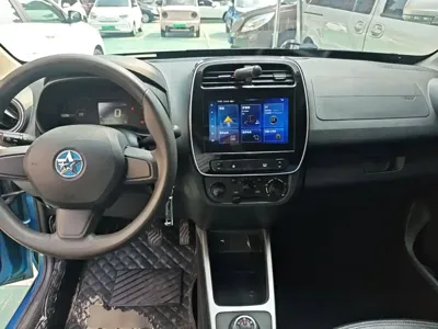 Venucia e30