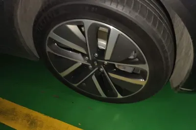 Li Auto L9