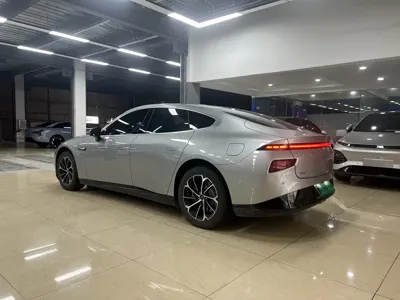 Xpeng P7