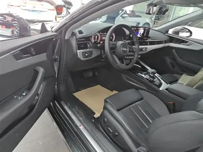 Audi A5 (Import)