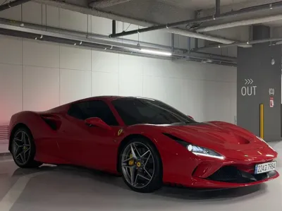 Ferrari F8