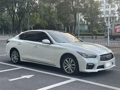Infiniti Q50L