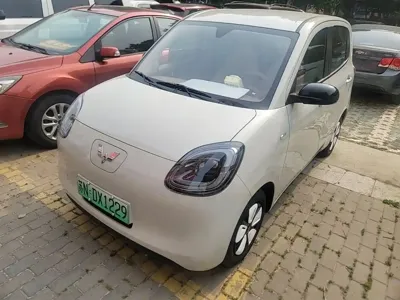 Wuling MINIEV